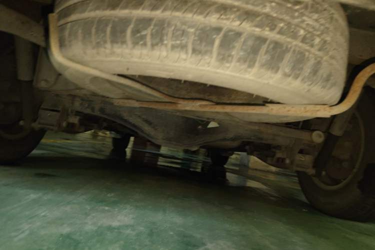 Used Wuling Hongguang 2014 1.5L S Standard Version Chassis Rear