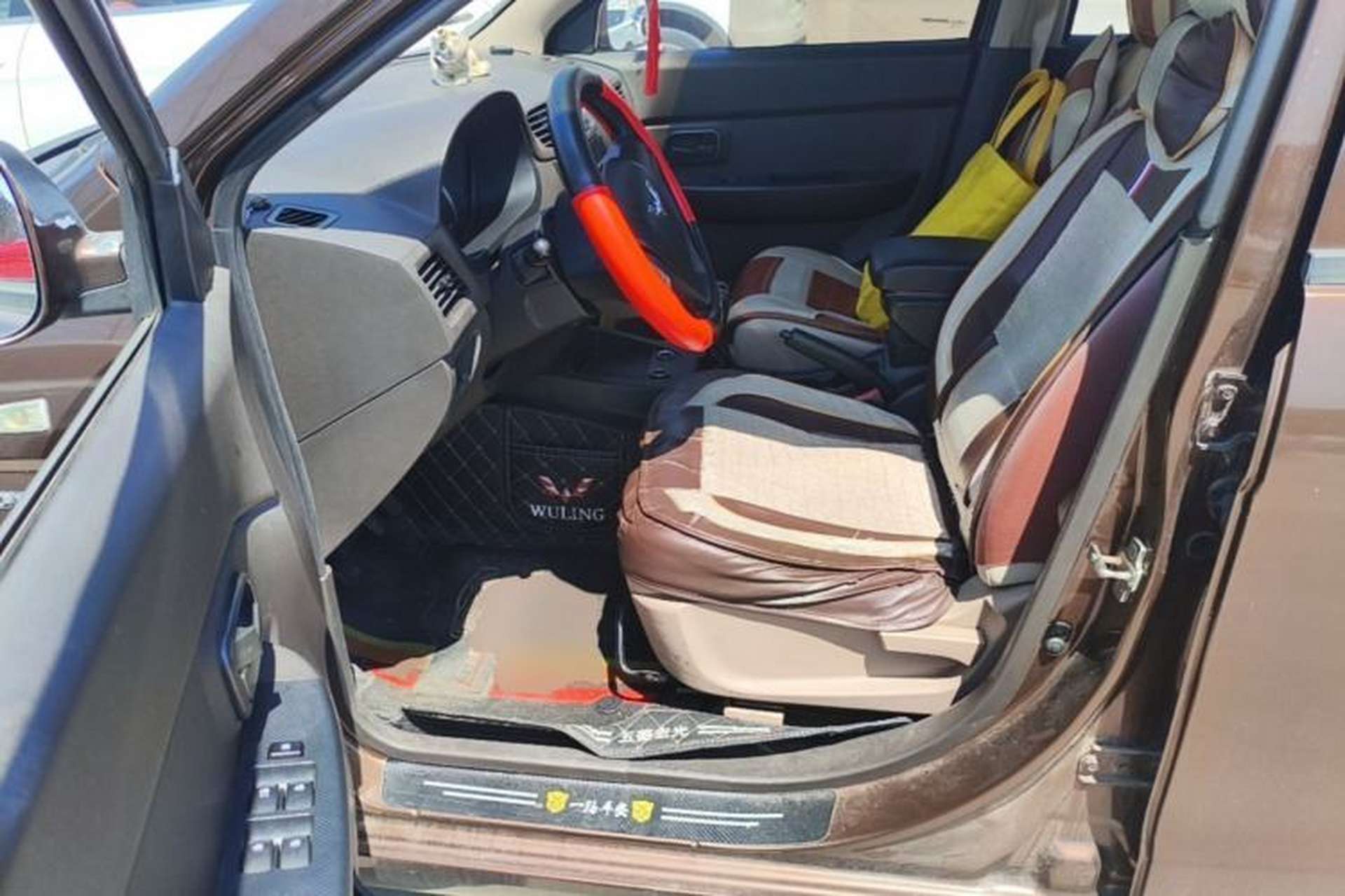 Used Wuling Hongguang 2014 1.5L S Standard Version Driver Seat