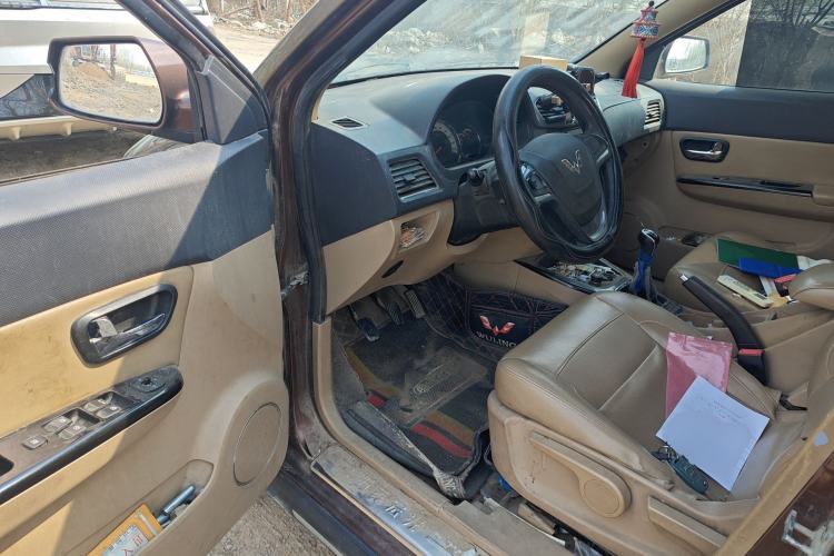 Used Wuling Hongguang 2014 1.5L S Luxury Model Driver Seat