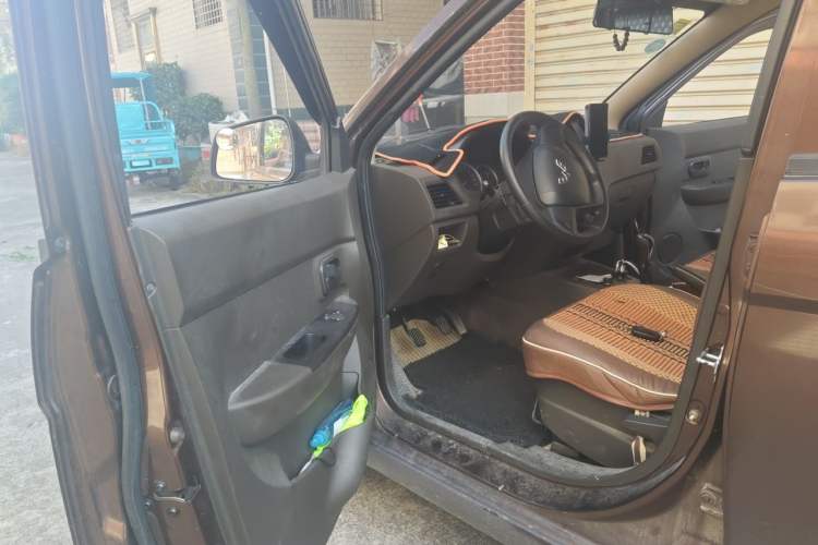 Used Wuling Hongguang 2014 1.5L S Comfort Model Driver Seat