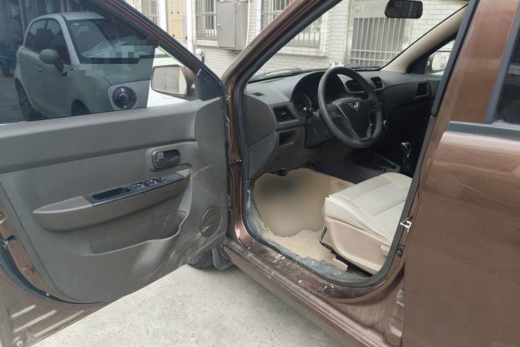 Used Wuling Hongguang 2014 1.5L S Standard Version Driver Seat
