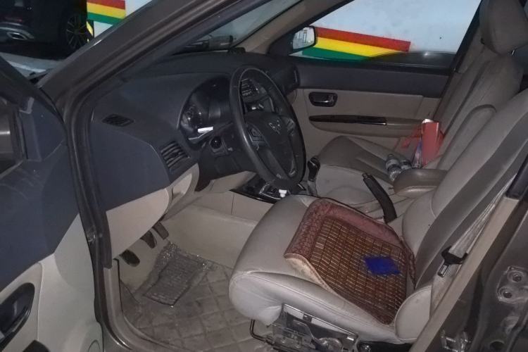 Used Wuling Hongguang 2014 1.5L S Luxury Model Driver Seat