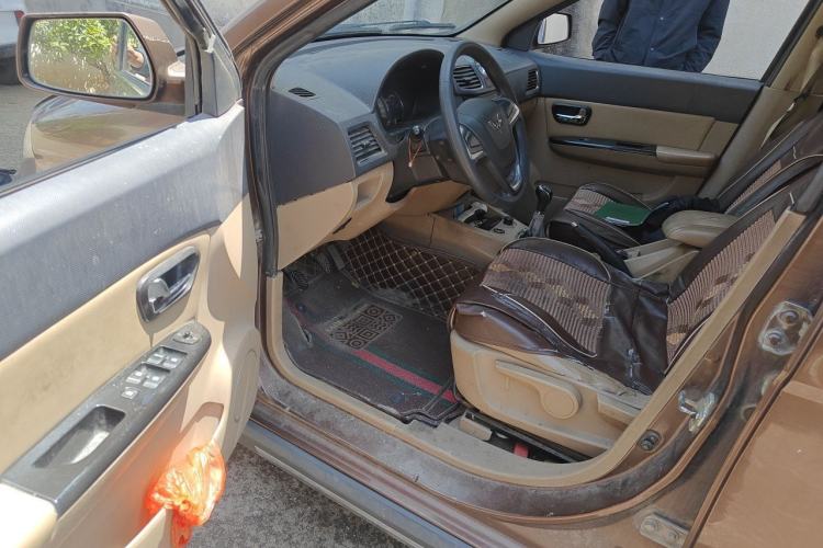 Used Wuling Hongguang 2014 1.2L S Comfort Model China IV Driver Seat