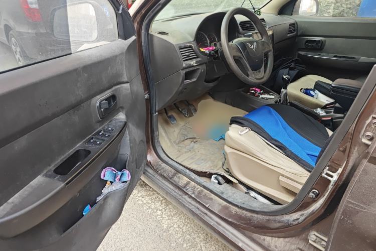Used Wuling Hongguang 2014 1.5L S Standard Version Driver Seat