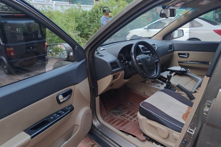 Used Wuling Hongguang 2014 1.2L S Comfort Model China IV Driver Seat