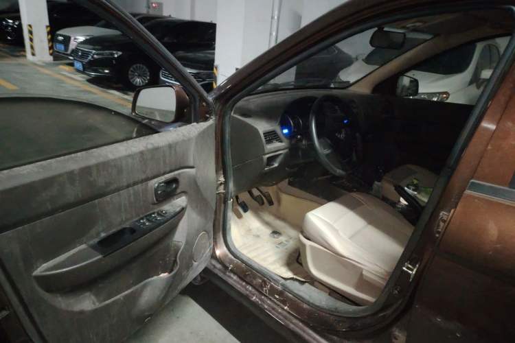 Used Wuling Hongguang 2014 1.2L S Standard Version China IV Standard Driver Seat