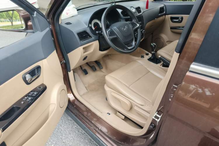 Used Wuling Hongguang 2014 1.5L S Comfort Model Driver Seat