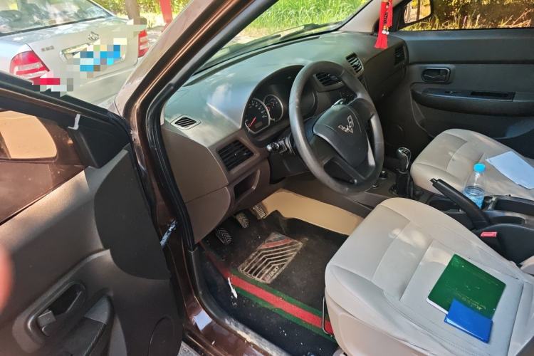 Used Wuling Hongguang 2014 1.2L S Standard Version China IV Standard Driver Seat