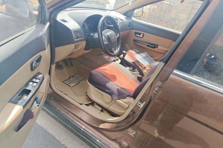 Used Wuling Hongguang 2014 1.5L S Comfort Model Driver Seat