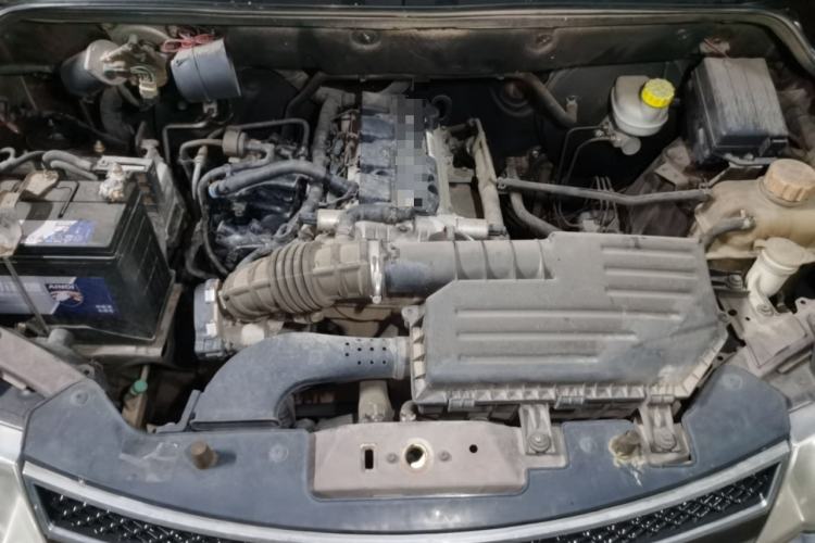 Used Wuling Hongguang 2014 1.5L S Standard Version Engine Bay
