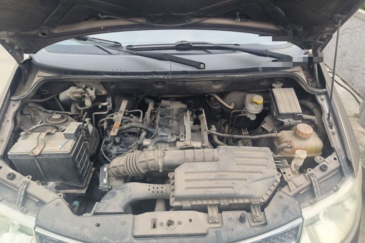 Used Wuling Hongguang 2014 1.5L S Luxury Model Engine Bay