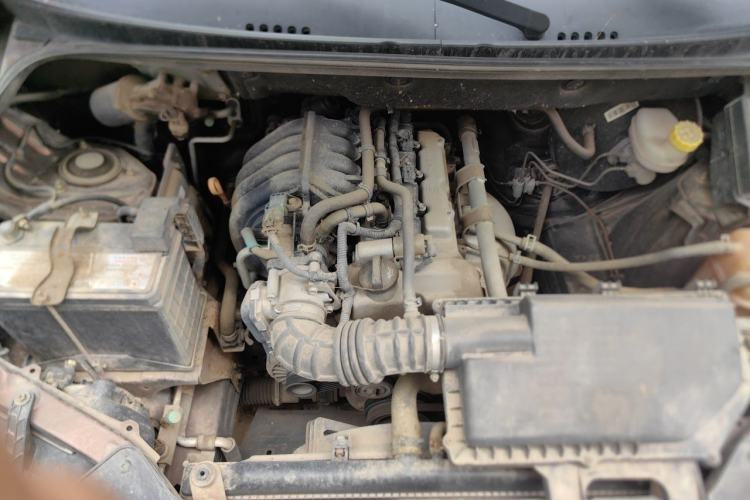 Used Wuling Hongguang 2014 1.2L Base Model China IV Engine Bay