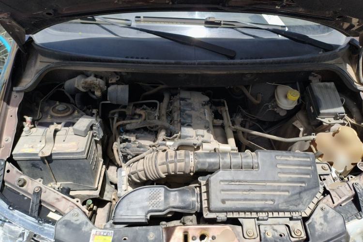 Used Wuling Hongguang 2014 1.5L S Standard Version Engine Bay