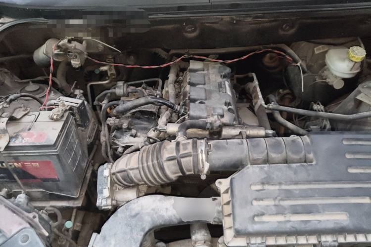 Used Wuling Hongguang 2014 1.5L S Standard Version Engine Bay