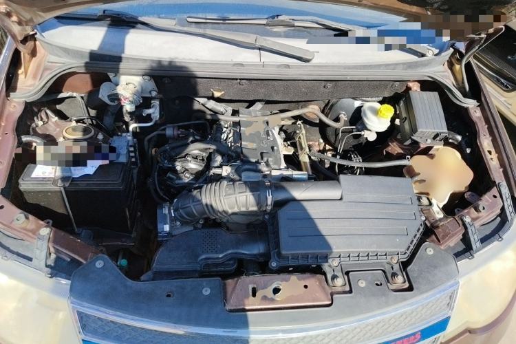 Used Wuling Hongguang 2014 1.5L S Standard Version Engine Bay