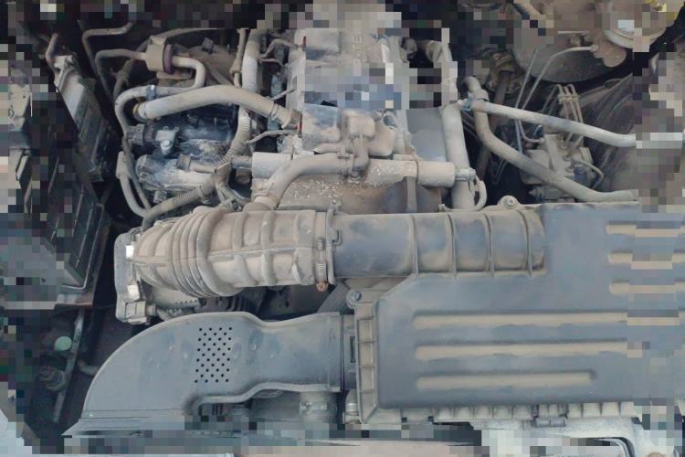 Used Wuling Hongguang 2014 1.5L S Automatic Comfort Edition Engine Bay