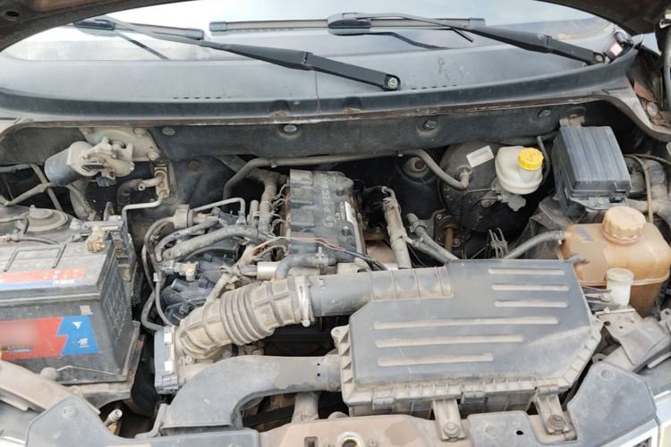 Used Wuling Hongguang 2014 1.5L S Comfort Model Engine Bay