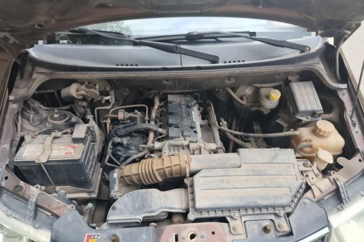 Used Wuling Hongguang 2014 1.5L S Comfort Model Engine Bay