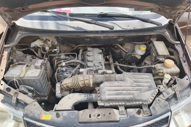 Used Wuling Hongguang 2014 1.5L S Comfort Model Engine Bay