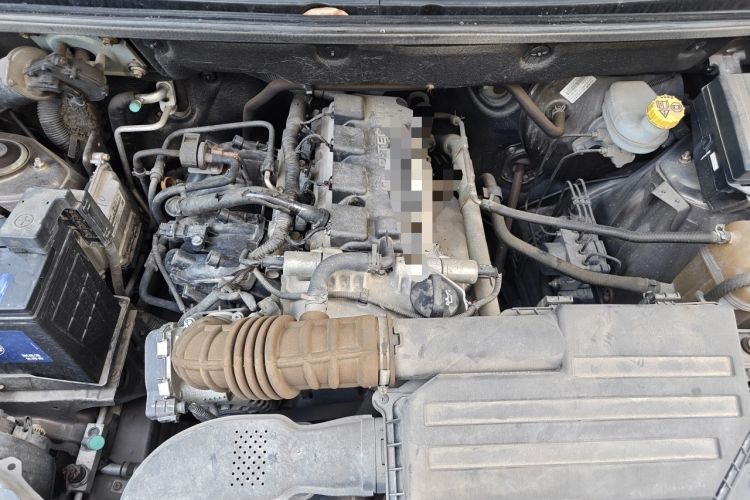Used Wuling Hongguang 2014 1.5L S Comfort Model Engine Bay