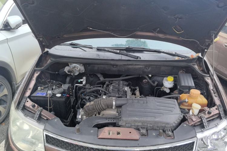 Used Wuling Hongguang 2014 1.5L S Comfort Model Engine Bay
