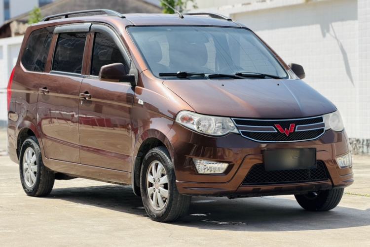 Used Wuling Hongguang 2014 1.5L S Standard Version Exterior 1