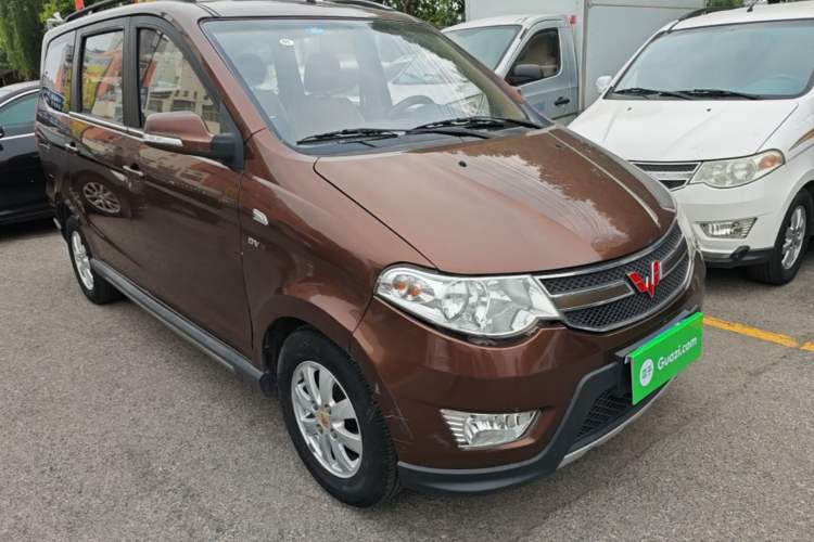 Used Wuling Hongguang 2014 1.5L S Comfort Model Exterior 1