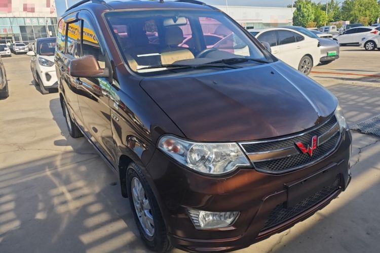Used Wuling Hongguang 2014 1.5L S Standard Version Exterior 1