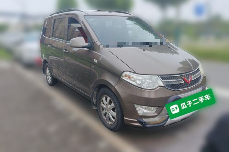 Used Wuling Hongguang 2014 1.5L S Standard Version Exterior 2