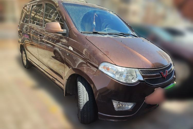 Used Wuling Hongguang 2014 1.5L S Standard Version Exterior 2