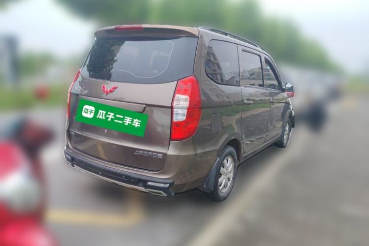 Used Wuling Hongguang 2014 1.5L S Standard Version Exterior 5