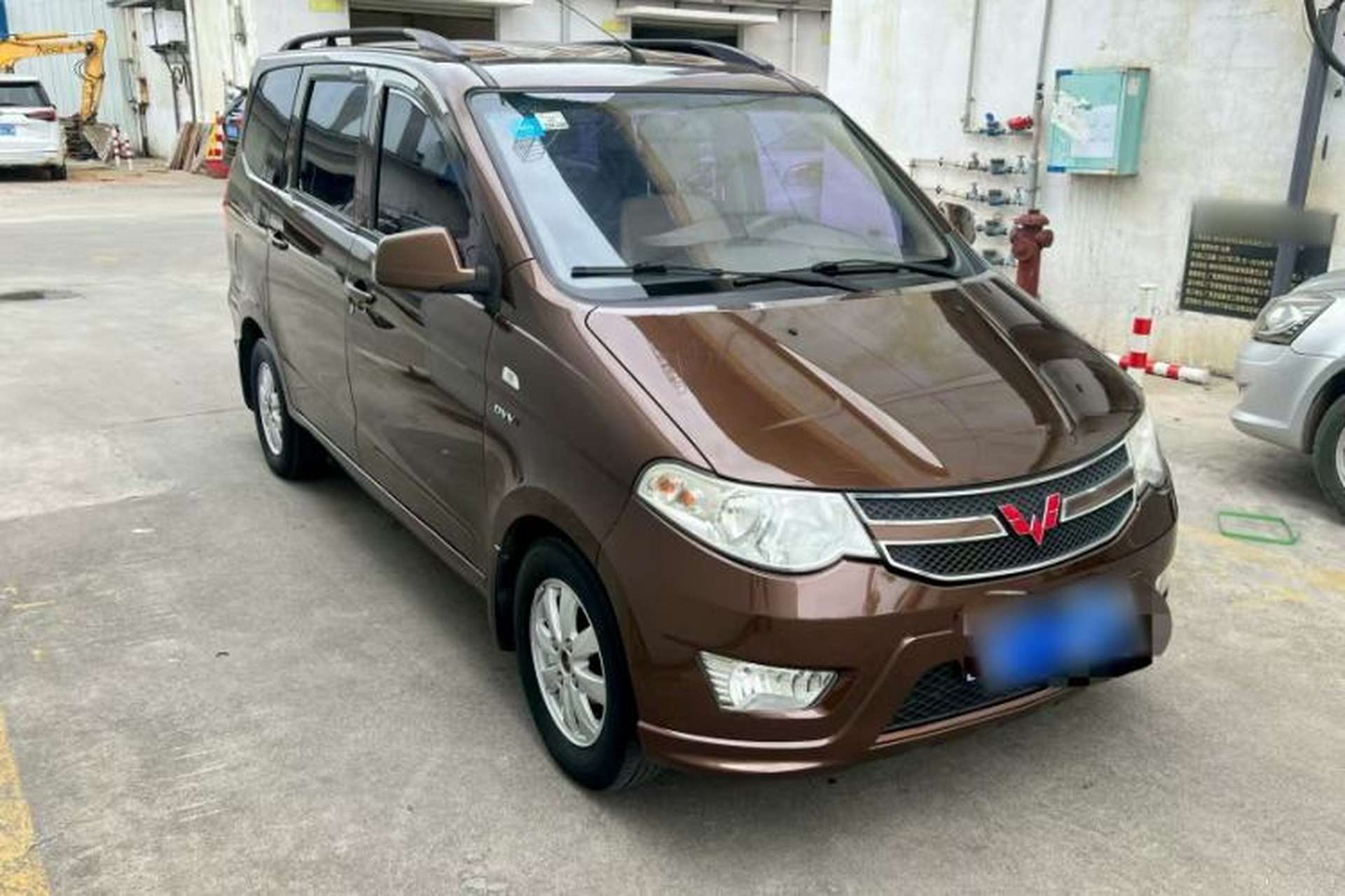 Used Wuling Hongguang 2014 1.5L S Standard Version Exterior 5