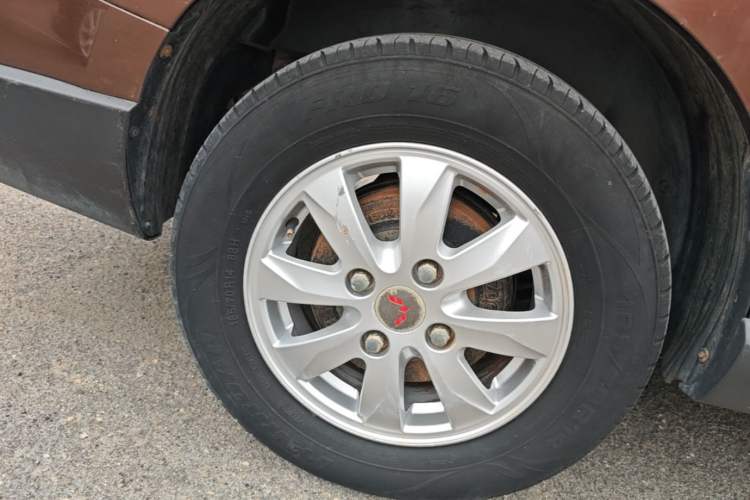 Used Wuling Hongguang 2014 1.5L S Comfort Model Exterior 5