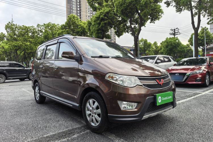 Used Wuling Hongguang 2014 1.5L S Comfort Model Exterior 6