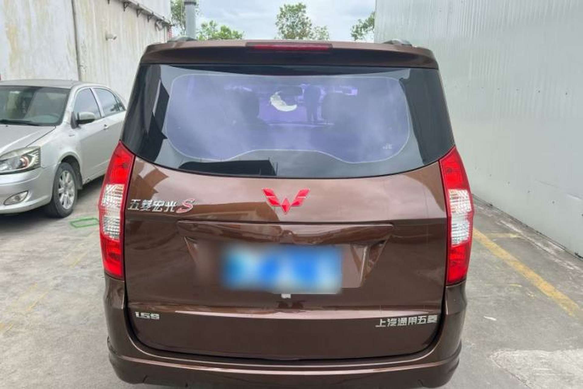 Used Wuling Hongguang 2014 1.5L S Standard Version Exterior 7