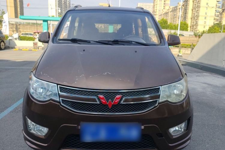 Used Wuling Hongguang 2014 1.5L S Standard Version Front