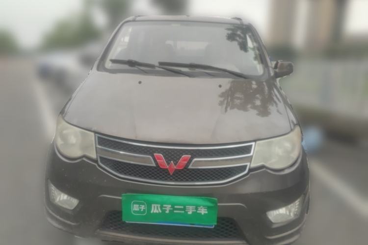 Used Wuling Hongguang 2014 1.5L S Standard Version Front