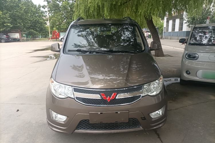 Used Wuling Hongguang 2014 1.5L S Standard Version Front