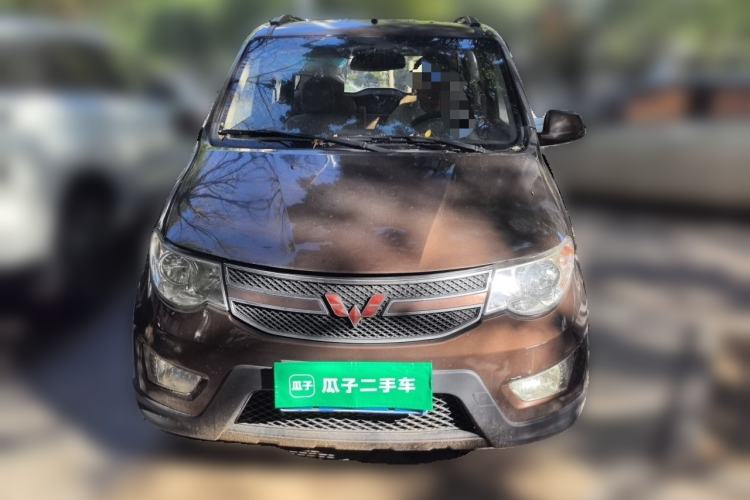 Used Wuling Hongguang 2014 1.5L S Standard Version Front