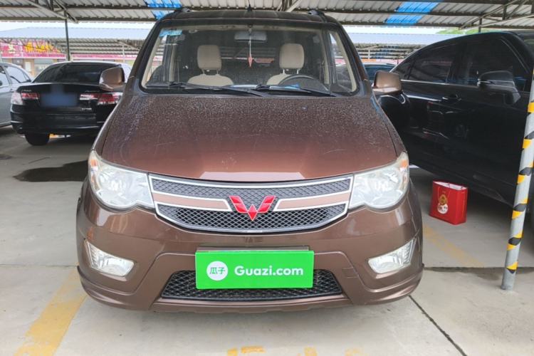 Used Wuling Hongguang 2014 1.5L S Standard Version Front