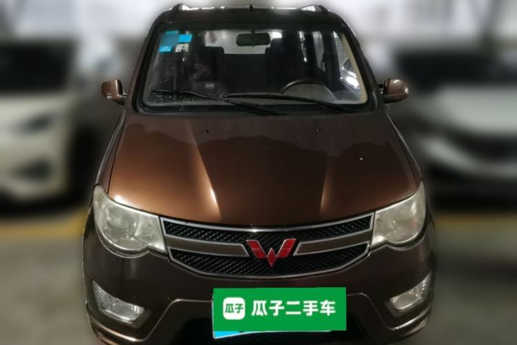 Used Wuling Hongguang 2014 1.5L S Standard Version Front
