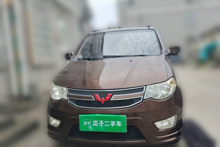 Used Wuling Hongguang 2014 1.5L S Standard Version Front