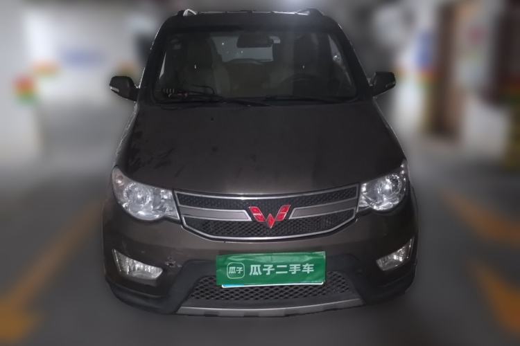 Used Wuling Hongguang 2014 1.5L S Luxury Model Front