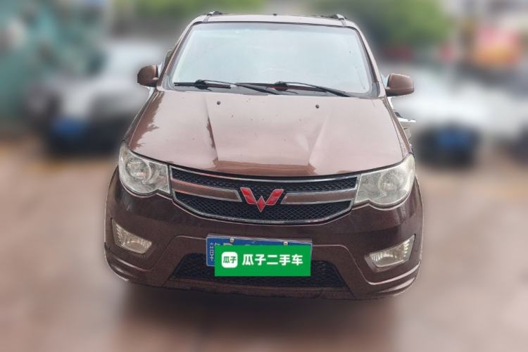 Used Wuling Hongguang 2014 1.5L S Standard Version Front