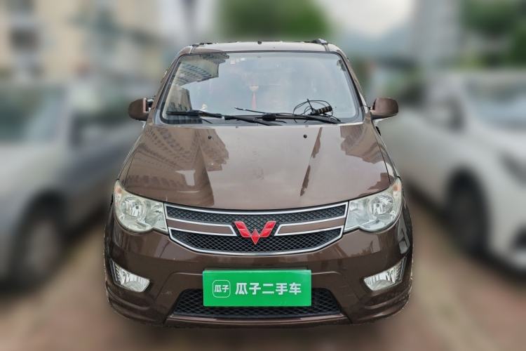 Used Wuling Hongguang 2014 1.5L S Standard Version Front