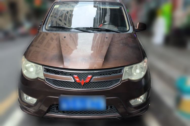 Used Wuling Hongguang 2014 1.5L S Standard Version Front