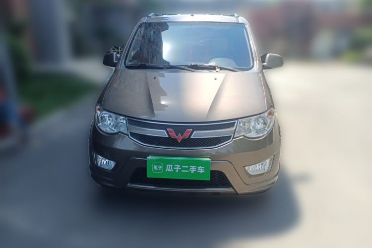 Used Wuling Hongguang 2014 1.5L S Standard Version Front