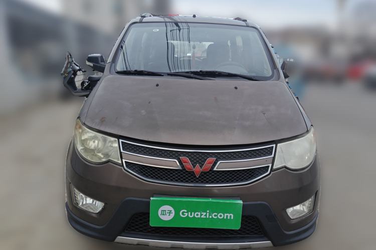 Used Wuling Hongguang 2014 1.5L S Luxury Model Front