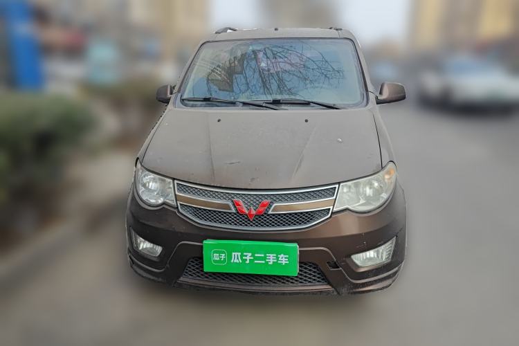 Used Wuling Hongguang 2014 1.5L S Standard Version Front