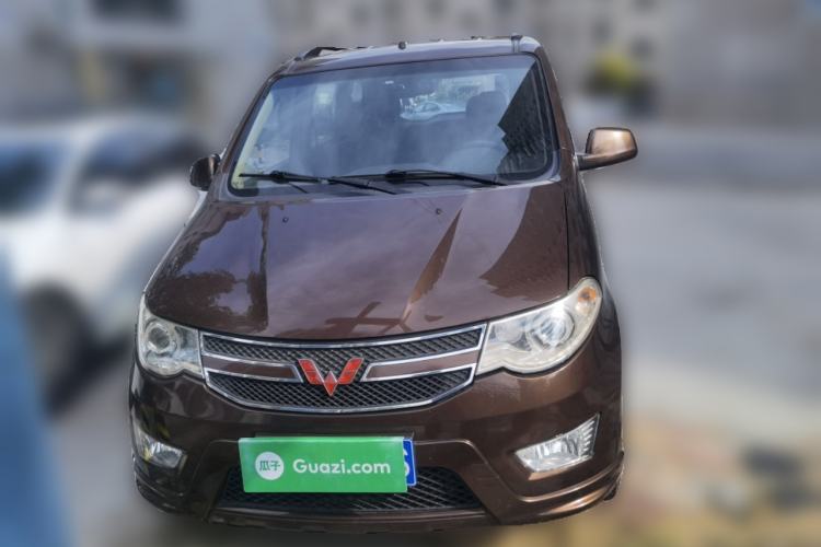 Used Wuling Hongguang 2014 1.5L S Standard Version Front